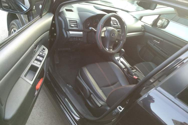Used Subaru XV 2014 2.0i Comfort Edition Driver Seat