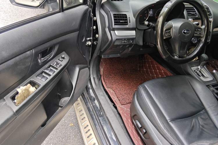 Used Subaru XV 2014 2.0i Elite Navigation Edition Driver Seat