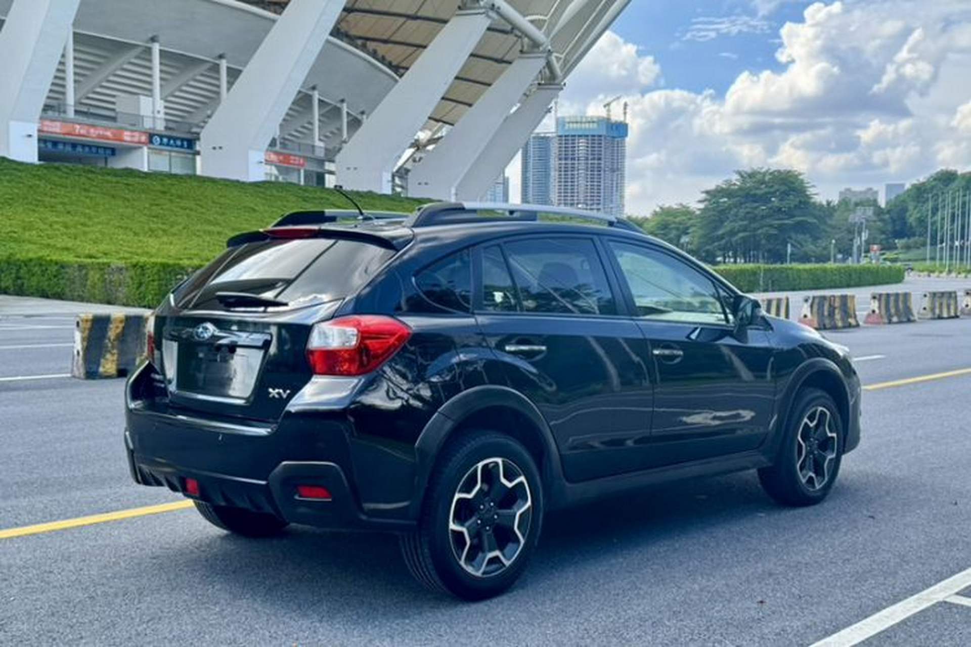 Used Subaru XV 2014 2.0i Comfort Edition Exterior 4
