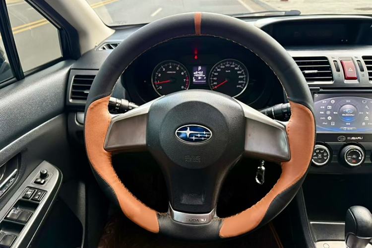 Used Subaru XV 2014 2.0i Comfort Edition Interior 8