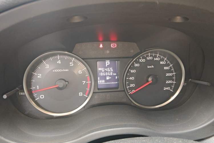 Used Subaru XV 2014 2.0i Elite Navigation Edition Odometer Close Up