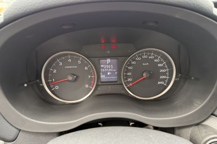 Used Subaru XV 2014 2.0i Comfort Edition Odometer Close Up