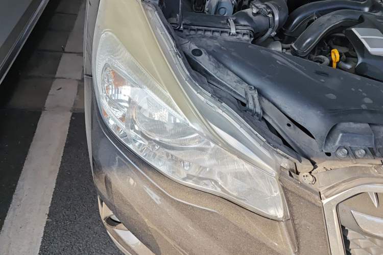 Used Subaru XV 2014 2.0i Elite Edition Right Front Headlight