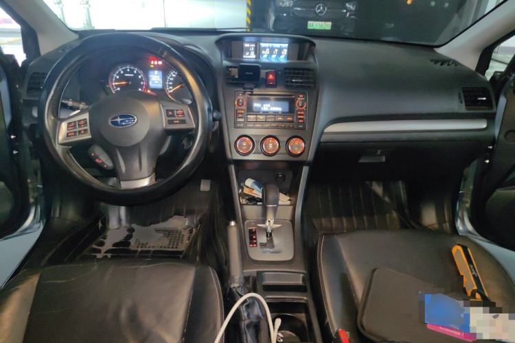 Used Subaru XV 2014 2.0i Luxury Edition Center Console