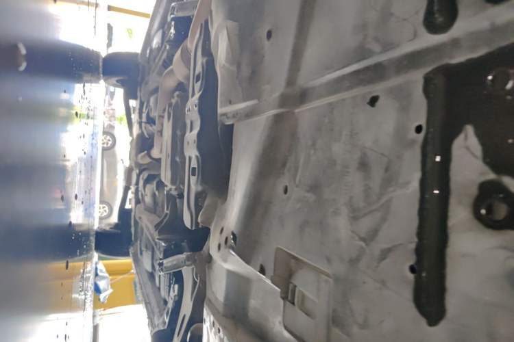 Used Subaru XV 2014 2.0i Elite Edition Chassis Front
