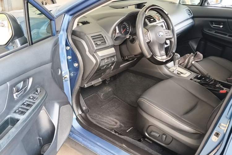 Used Subaru XV 2014 2.0i Luxury Edition Driver Seat