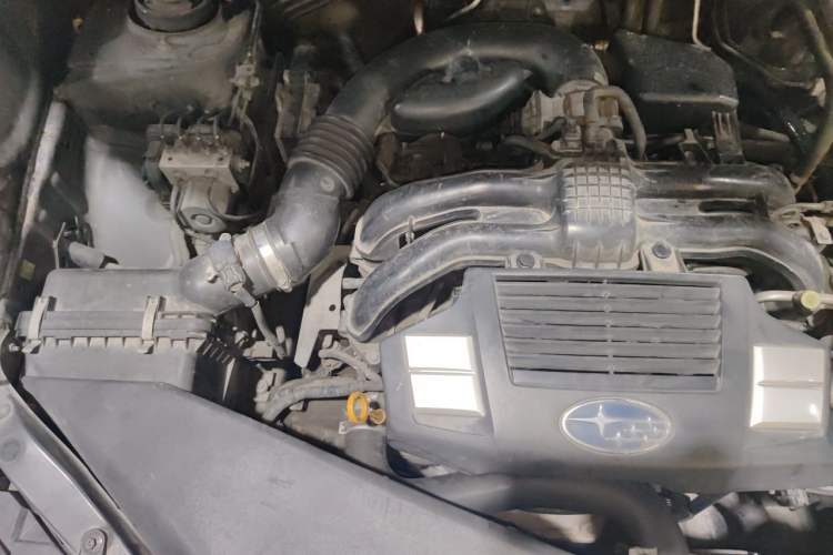Used Subaru XV 2014 2.0i Elite Edition Engine Bay Right