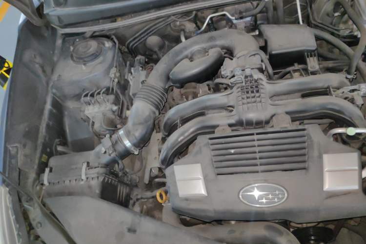 Used Subaru XV 2014 2.0i Luxury Edition Engine Bay Right