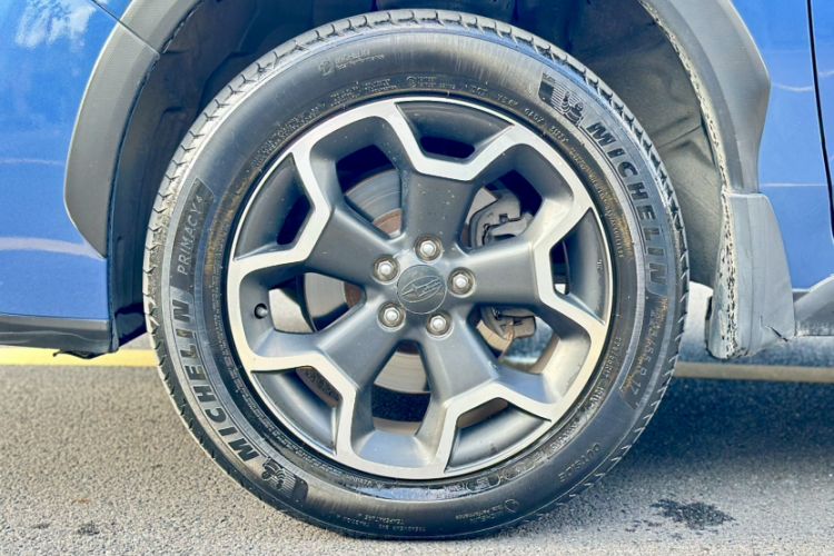 Used Subaru XV 2014 2.0i Luxury Edition Exterior 3