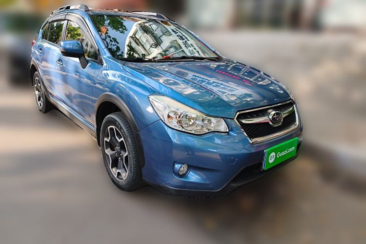 Used Subaru XV 2014 2.0i Elite Navigation Edition Front Right 45 Deg