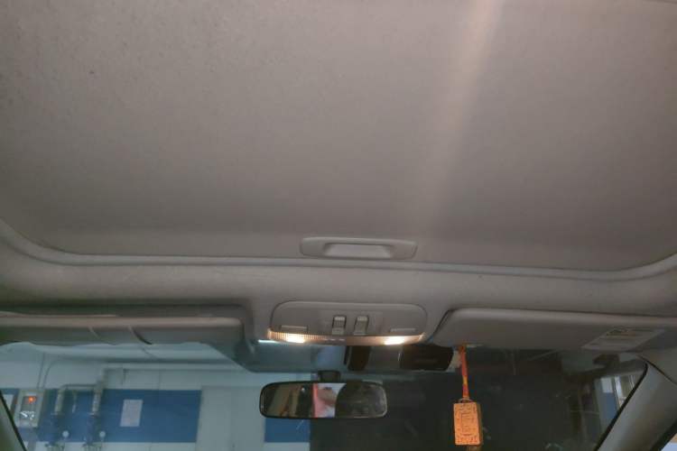 Used Subaru XV 2014 2.0i Luxury Edition Headliner