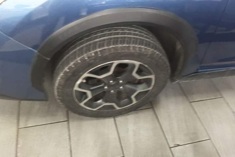 Used Subaru XV 2014 2.0i Comfort Edition Left Front Wheel Hub