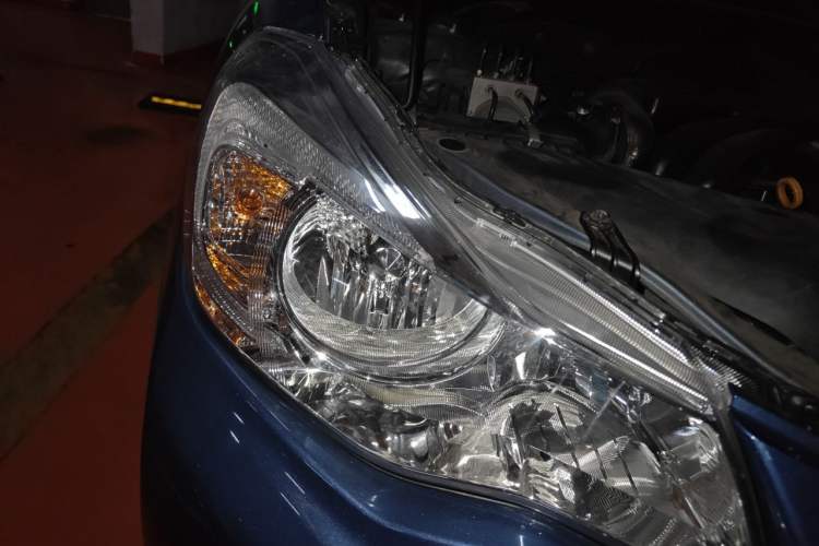 Used Subaru XV 2014 2.0i Comfort Edition Right Front Headlight