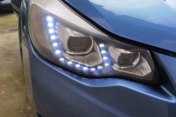 Used Subaru XV 2014 2.0i Elite Edition Right Front Headlight