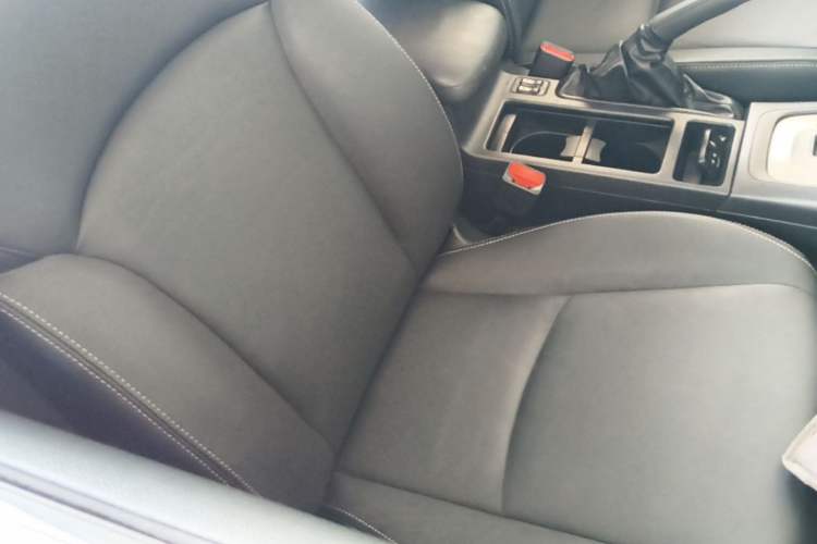 Used Subaru XV 2014 2.0i Luxury Edition Right Front Seat