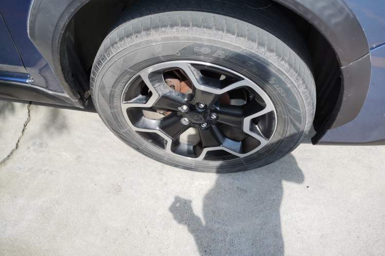 Used Subaru XV 2014 2.0i Comfort Edition Right Front Wheel Hub