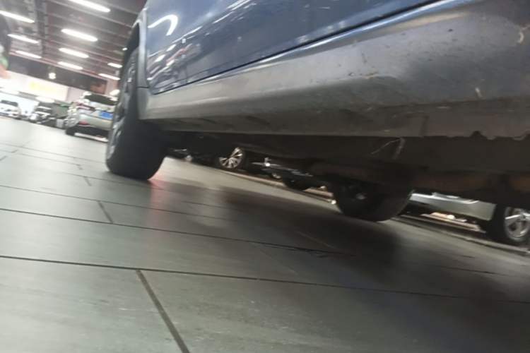 Used Subaru XV 2014 2.0i Comfort Edition Right Side Sill