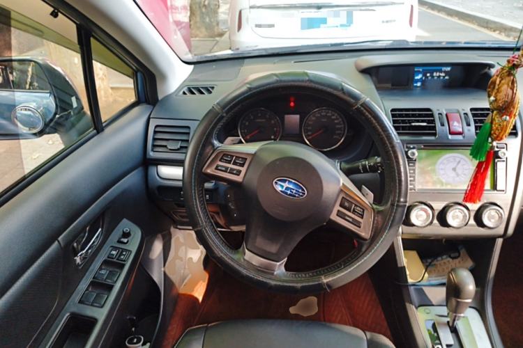 Used Subaru XV 2014 2.0i Elite Navigation Edition Steering Wheel