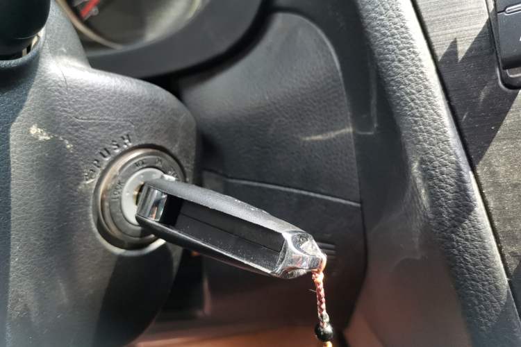 Used Subaru XV 2014 2.0i Comfort Edition Vehicle Key