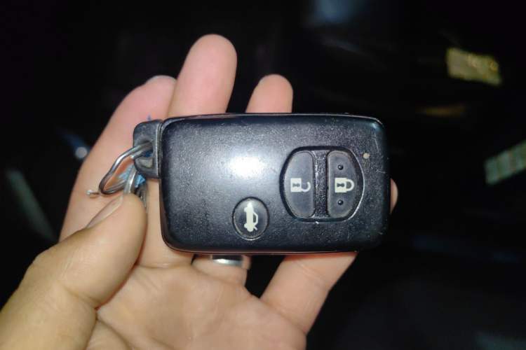 Used Subaru XV 2014 2.0i Luxury Edition Vehicle Key