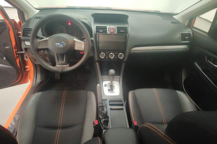 Used Subaru XV 2014 2.0i Comfort Edition Center Console