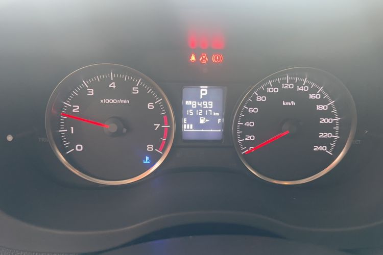 Used Subaru XV 2014 2.0i Comfort Navigation Edition Odometer Close Up