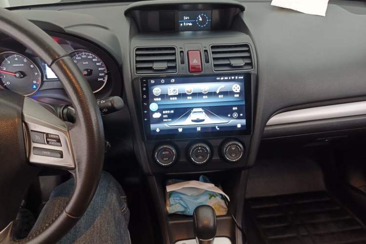 Used Subaru XV 2014 2.0i Elite Edition Audio And AC Panel