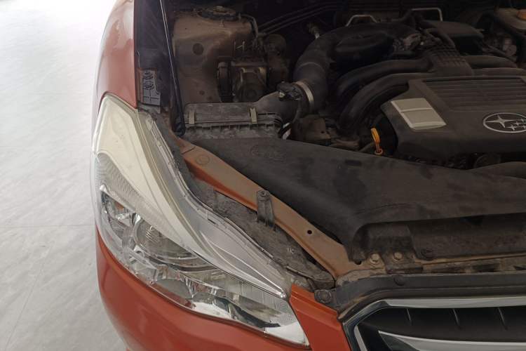 Used Subaru XV 2014 2.0i Elite Edition Engine Bay Right