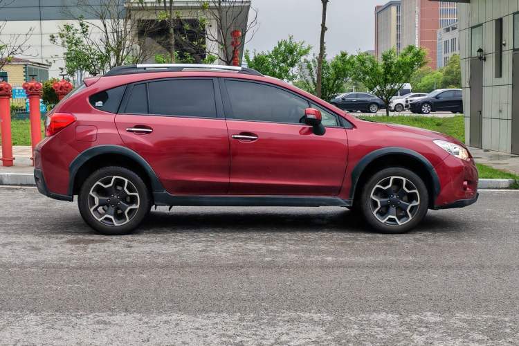 Used Subaru XV 2014 2.0i Comfort Edition Exterior 9