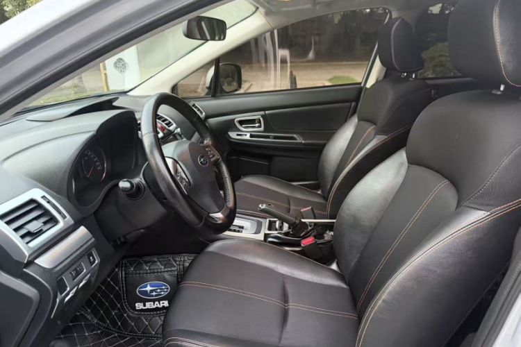 Used Subaru XV 2014 2.0i Comfort Edition Interior 3