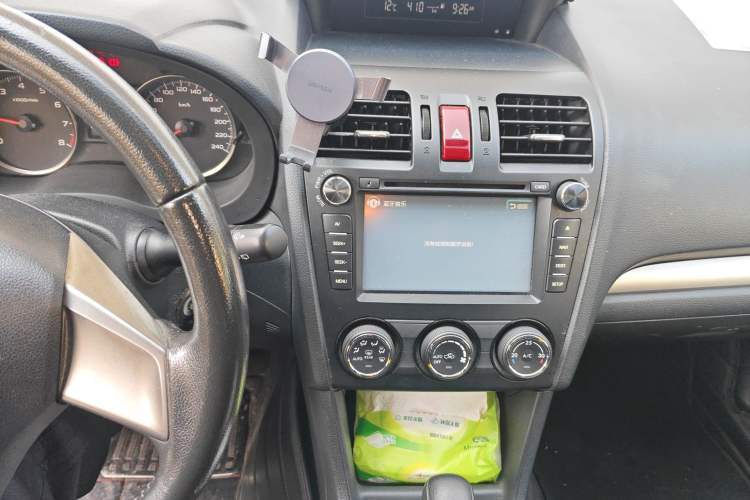 Used Subaru XV 2014 2.0i Comfort Edition Audio And AC Panel