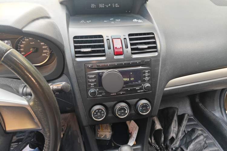 Used Subaru XV 2014 2.0i Comfort Edition Audio And AC Panel