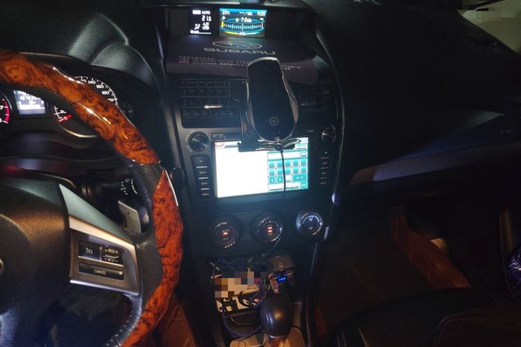 Used Subaru XV 2014 2.0i Luxury Navigation Edition Audio And AC Panel