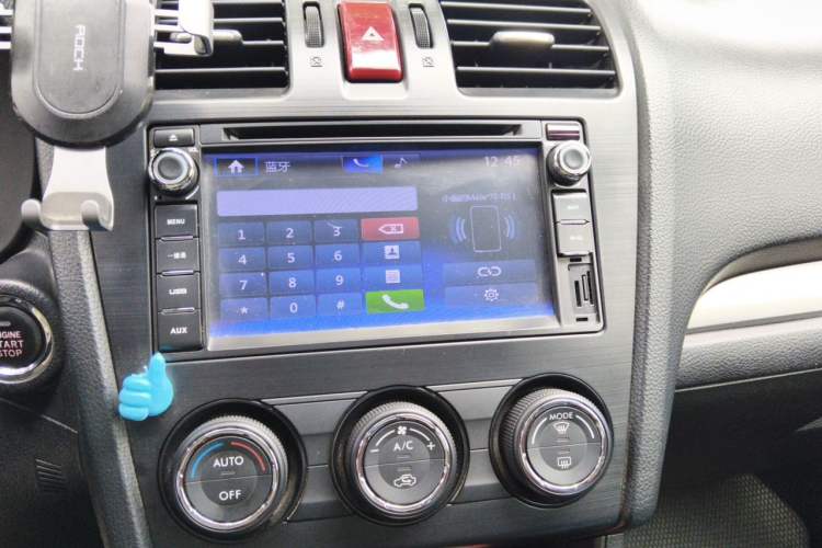 Used Subaru XV 2014 2.0i Elite Edition Audio And AC Panel