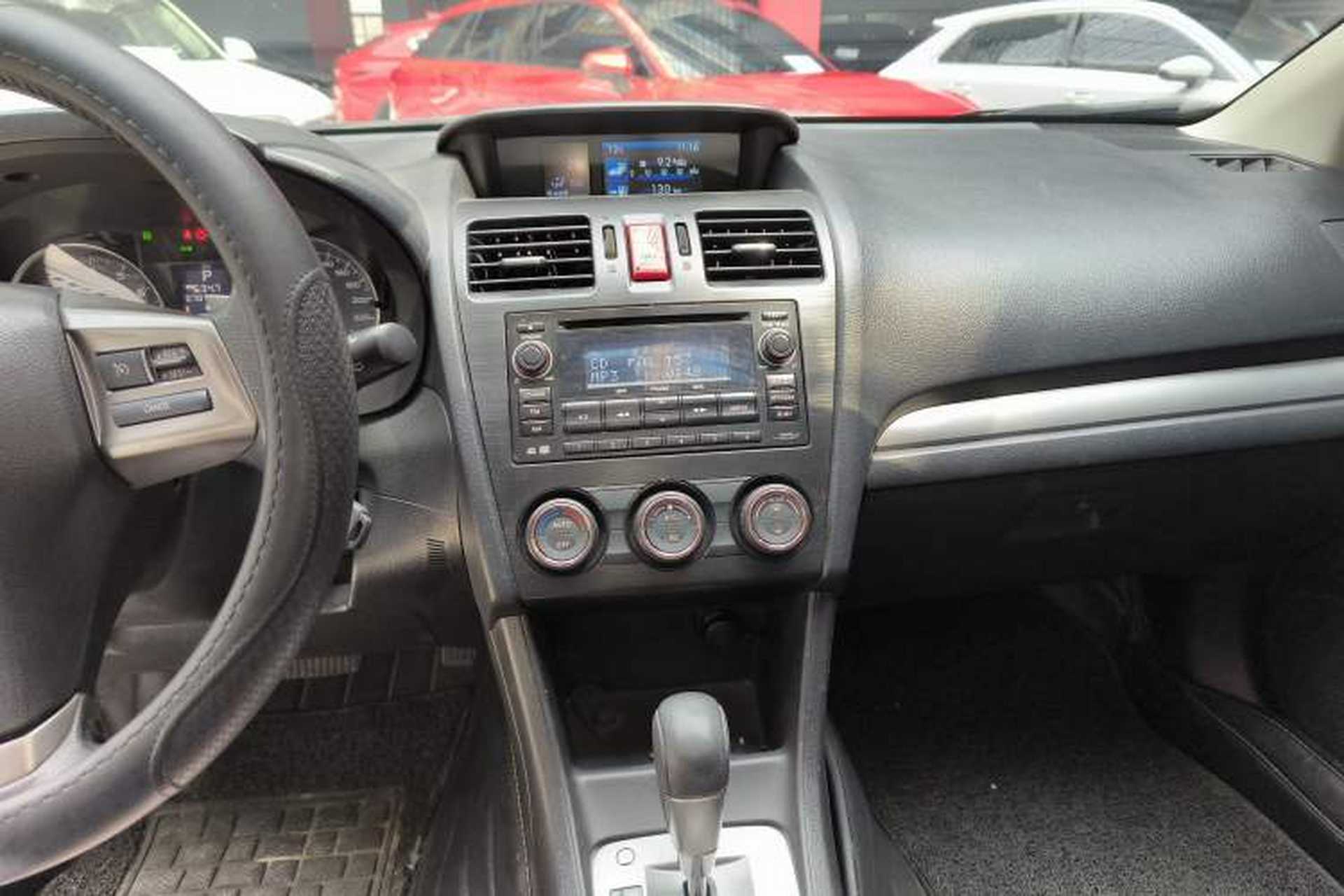 Used Subaru XV 2014 2.0i Elite Edition Audio And AC Panel