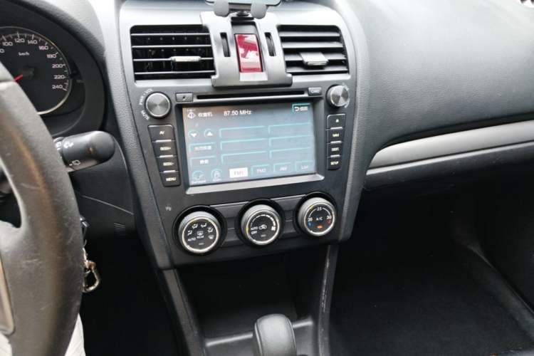 Used Subaru XV 2014 2.0i Comfort Edition Audio And AC Panel