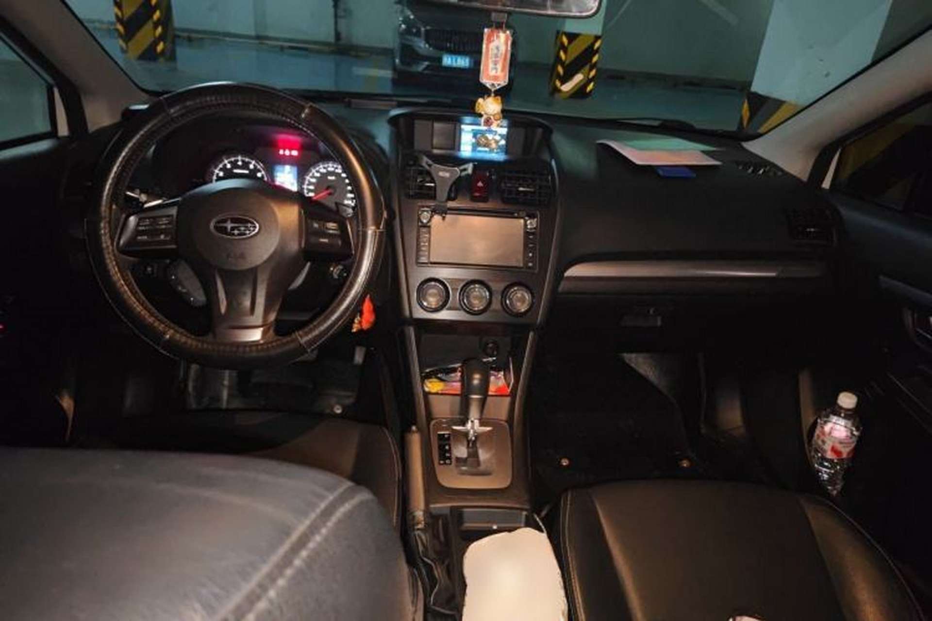 Used Subaru XV 2014 2.0i Elite Navigation Edition Center Console