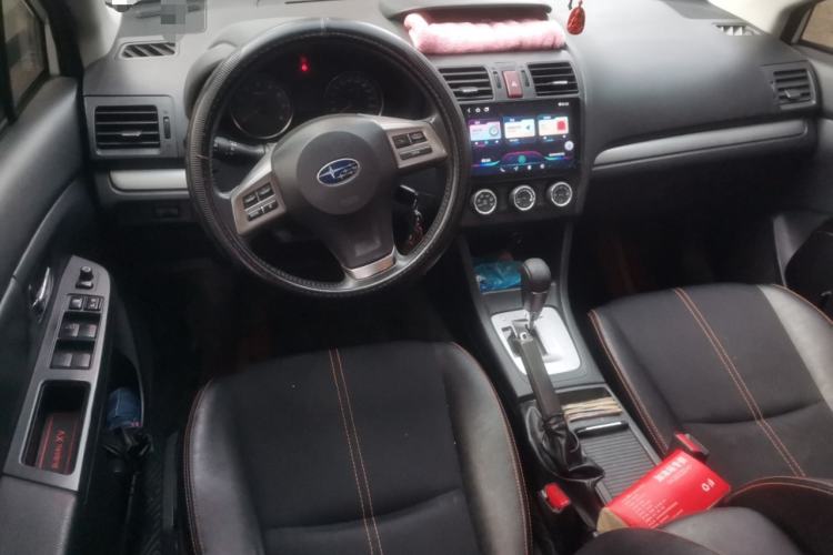 Used Subaru XV 2014 2.0i Comfort Navigation Edition Center Console