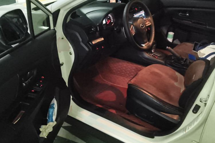 Used Subaru XV 2014 2.0i Luxury Edition Driver Seat