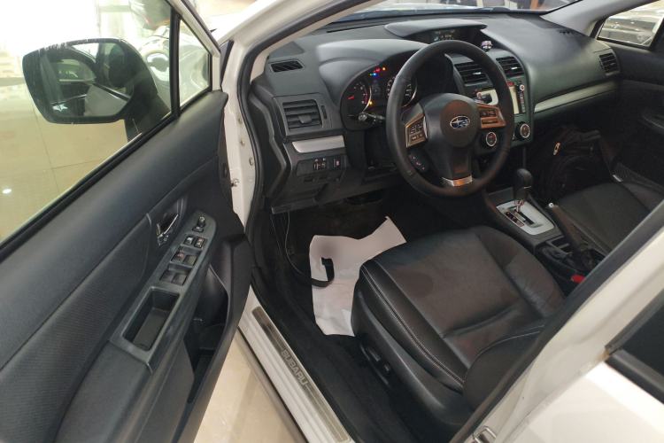 Used Subaru XV 2014 2.0i Elite Edition Driver Seat