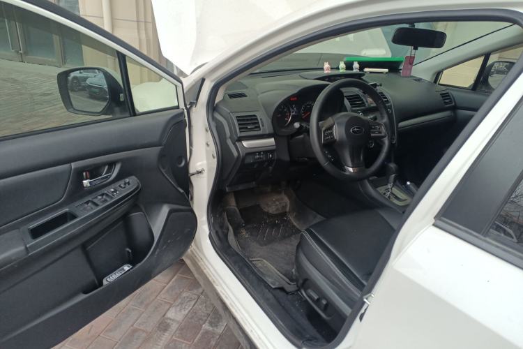Used Subaru XV 2014 2.0i Elite Edition Driver Seat
