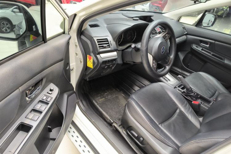 Used Subaru XV 2014 2.0i Elite Edition Driver Seat
