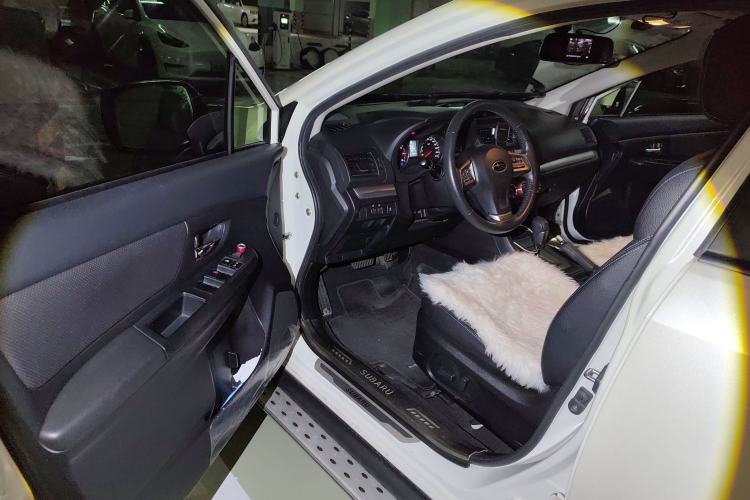 Used Subaru XV 2014 2.0i Elite Edition Driver Seat
