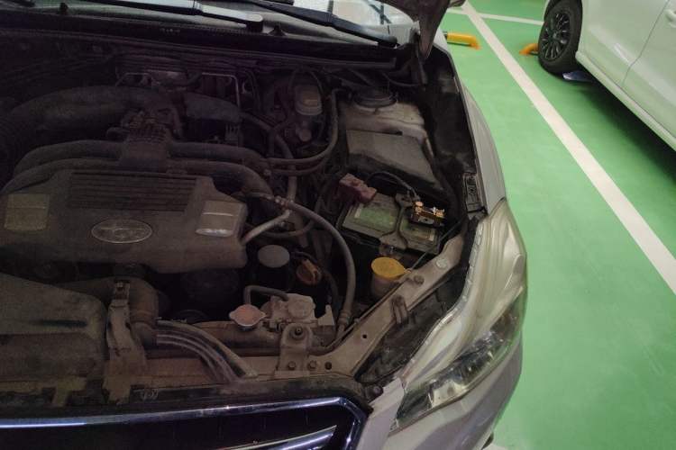 Used Subaru XV 2014 2.0i Comfort Edition Engine Bay Left