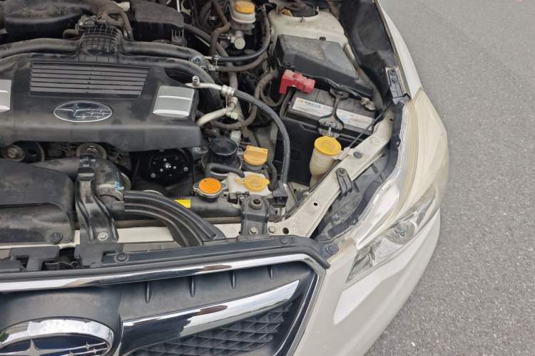 Used Subaru XV 2014 2.0i Elite Edition Engine Bay Left