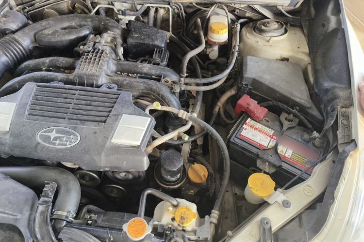 Used Subaru XV 2014 2.0i Comfort Edition Engine Bay Left