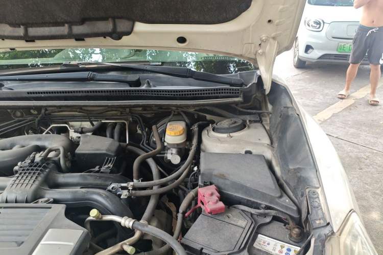 Used Subaru XV 2014 2.0i Elite Navigation Edition Engine Bay Left