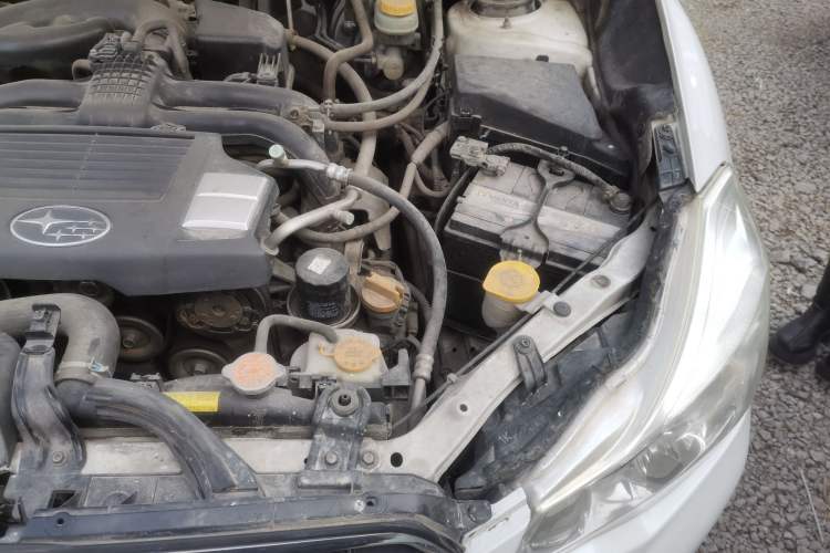 Used Subaru XV 2014 2.0i Comfort Navigation Edition Engine Bay Left