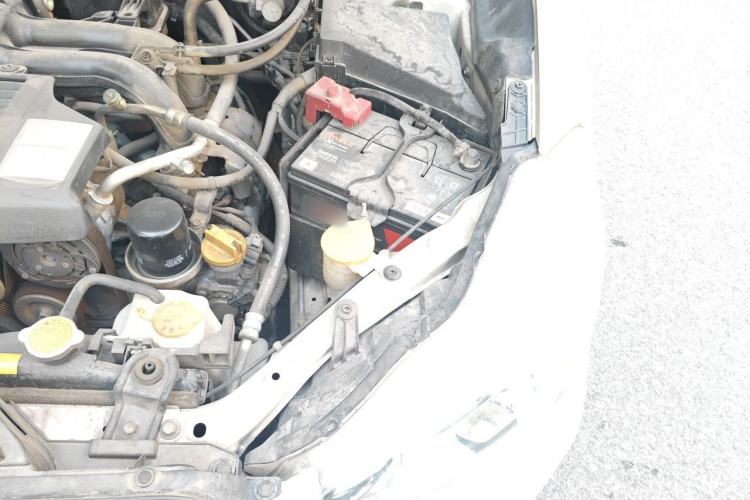 Used Subaru XV 2014 2.0i Comfort Edition Engine Bay Left