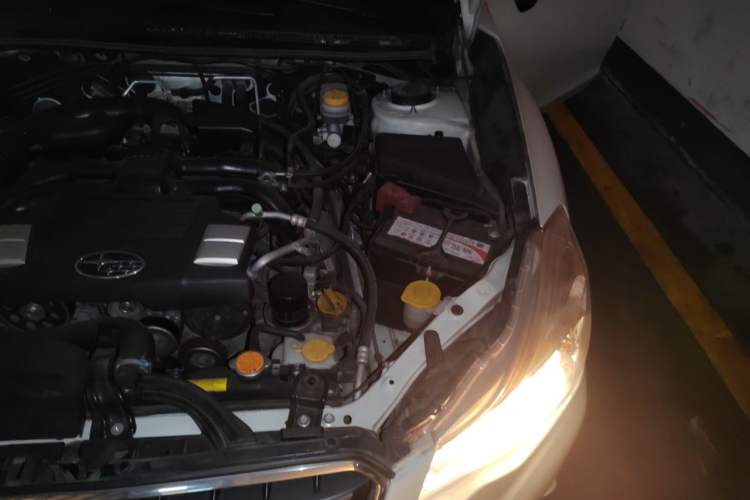 Used Subaru XV 2014 2.0i Comfort Edition Engine Bay Left